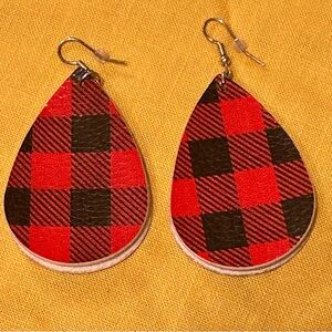 Plunder Buffalo Plaid Teardrop Earrings - Red and Black 3”